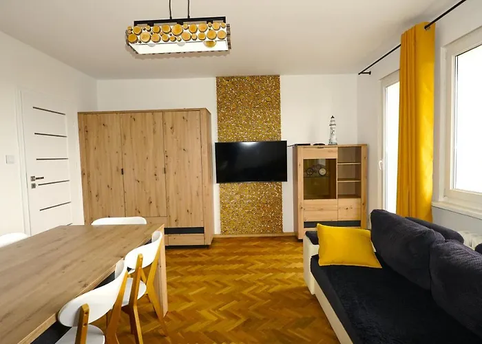 W Centrum Kolobrzegu, Nad Rzeka Kołobrzeg